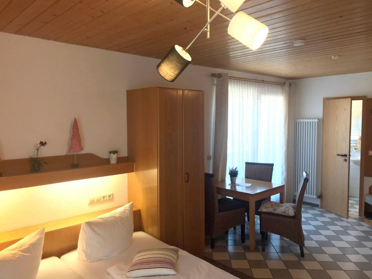 Self-Check-In Ferienwohnungen & Apartments Am Bergsee Триберг Экстерьер фото